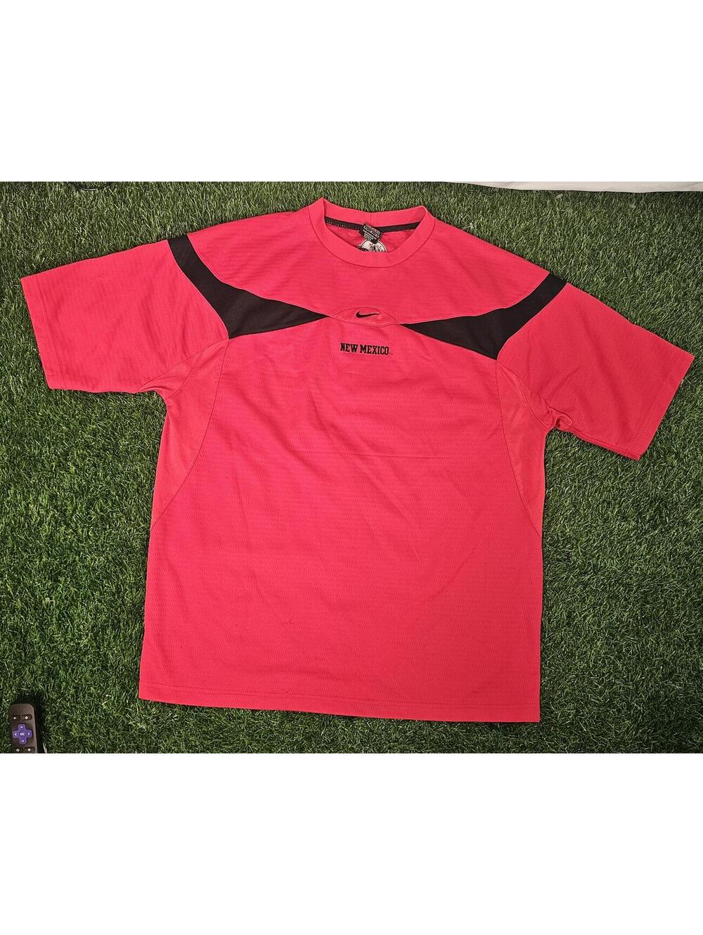 Y2K Nike New Mexico Lobos Mens L Short Sleeve Shirt Football Center Swoosh